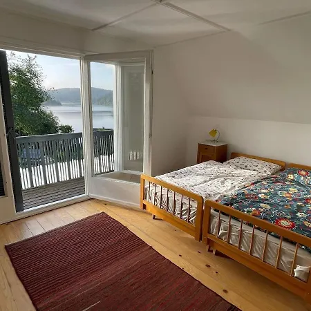 Feriehus Wunderschoenes Mit Seeblick Schluchsee
